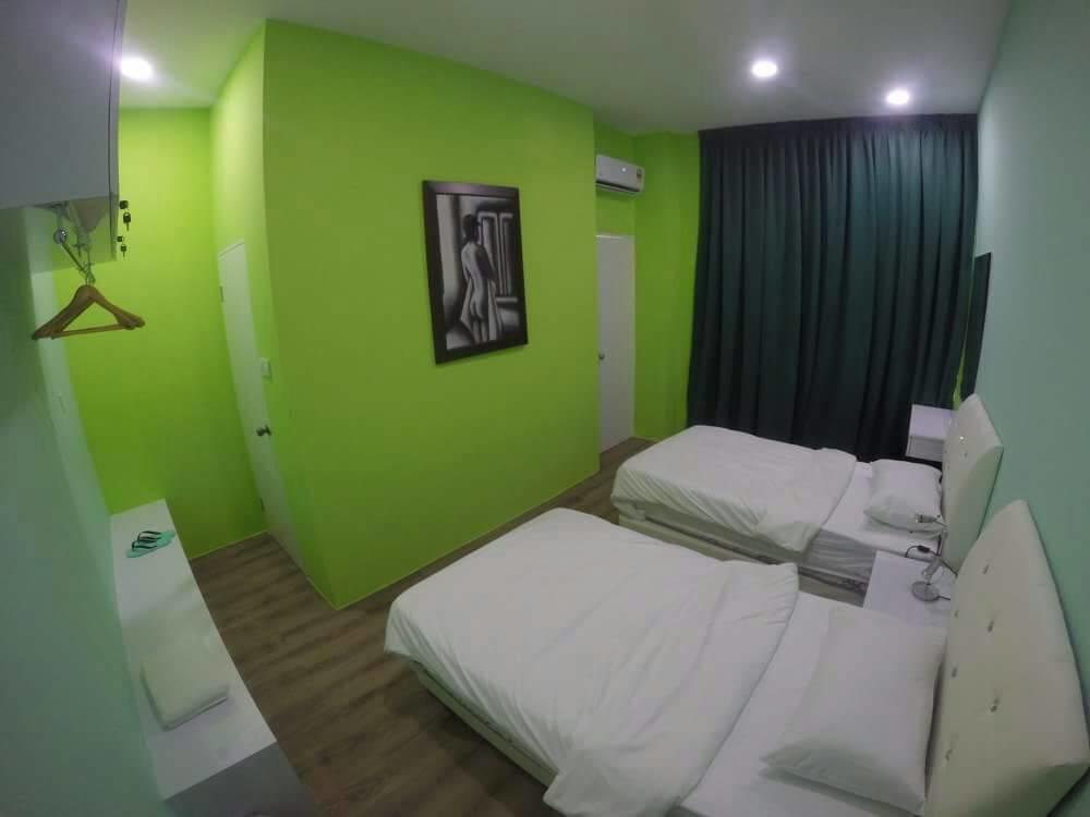 Xenia Homestay Kuching Zewnętrze zdjęcie
