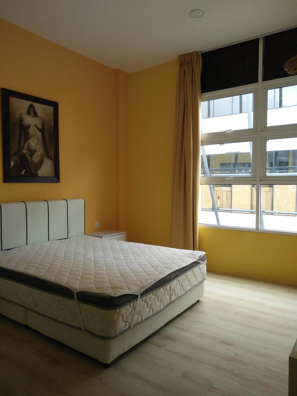 Xenia Homestay Kuching Zewnętrze zdjęcie